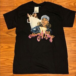 Mary J. Blige Men's medium officially Licensed Neon Signature Graphic Tee NWT